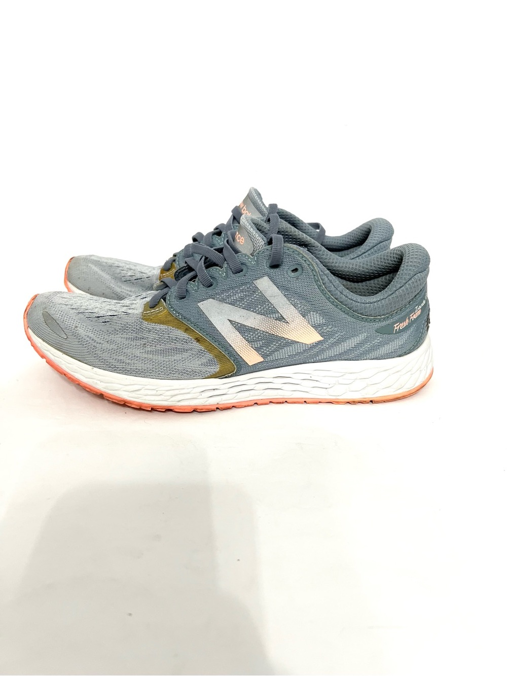 New Balance Fresh Foam Zante V3 Running Shoes Women’s 10 Gray Coral